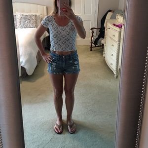 Distressed denim short